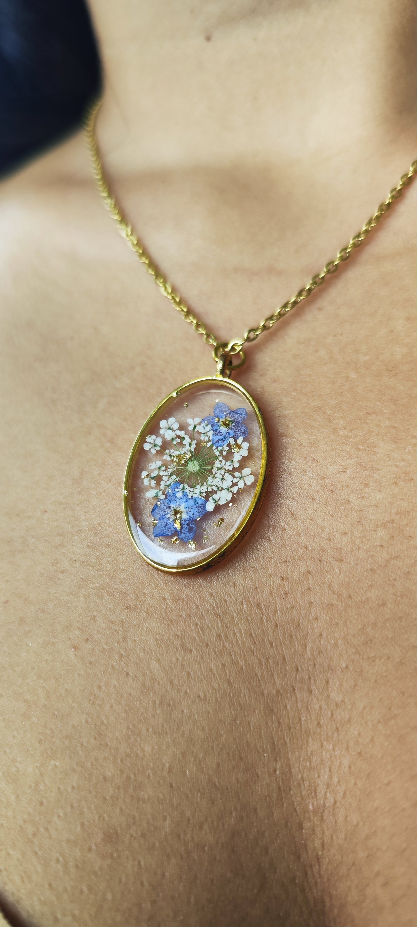 Collar flora 🪻