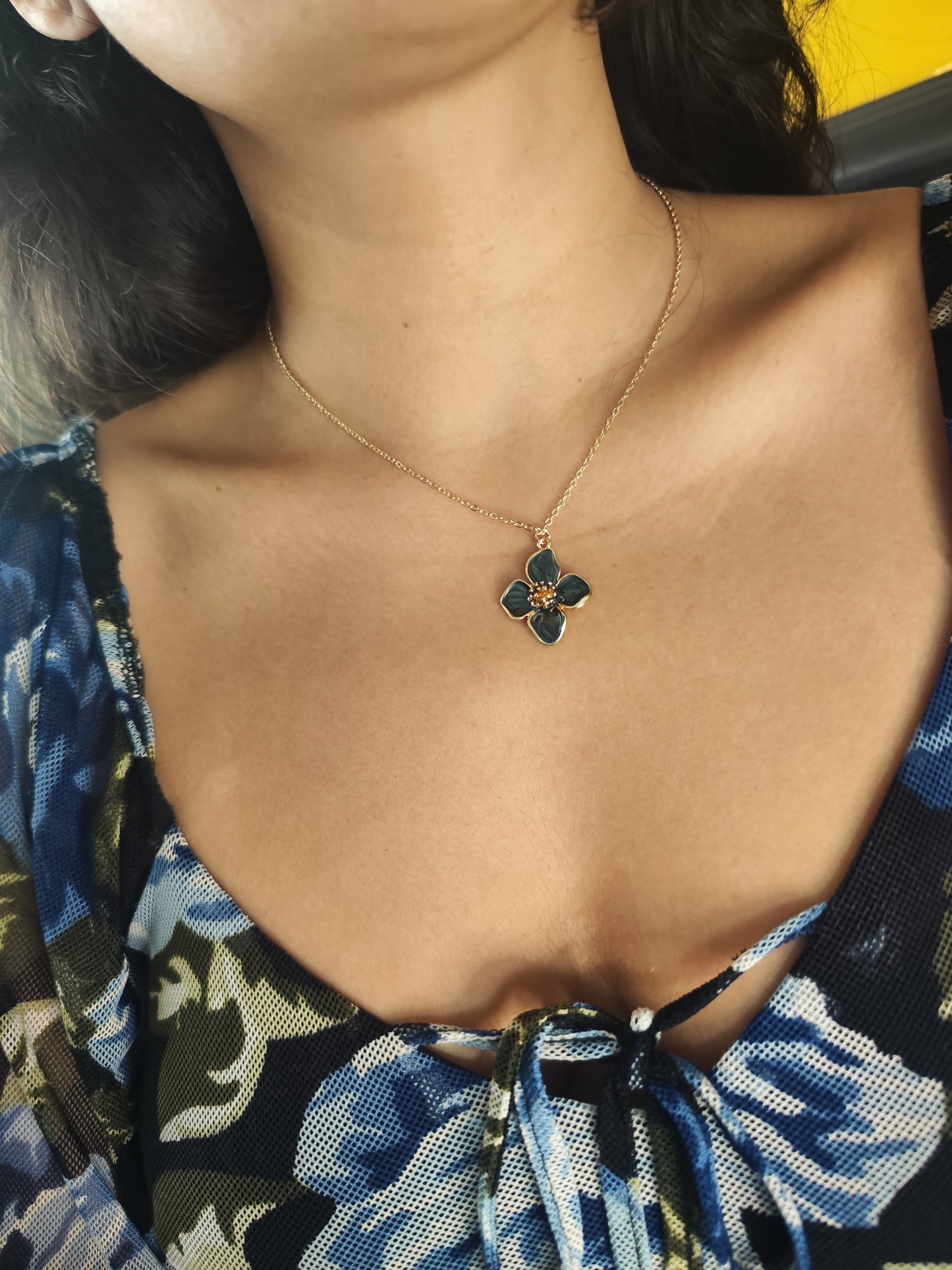 collar black flower🖤
