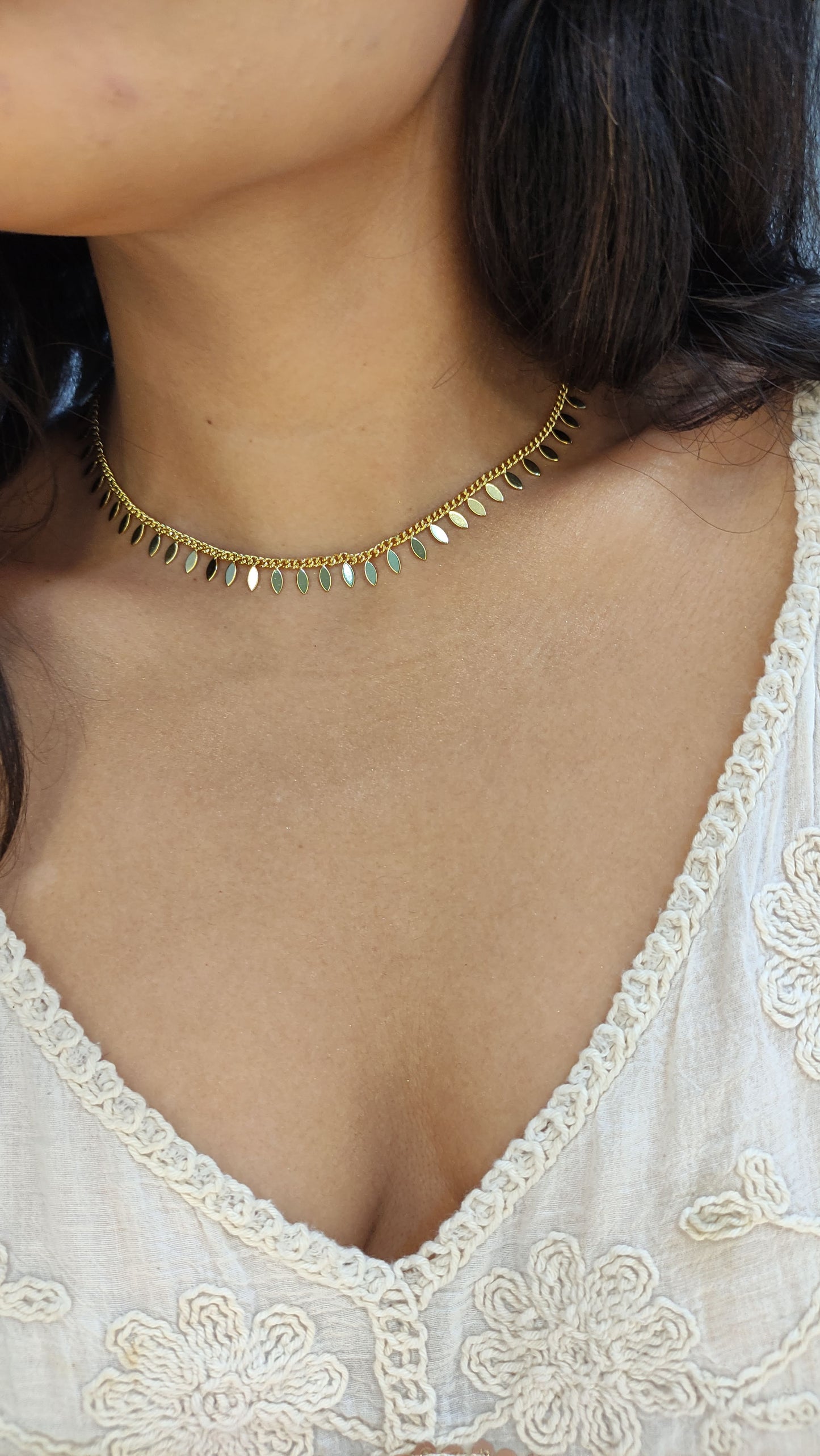 Choker de lagrimitas