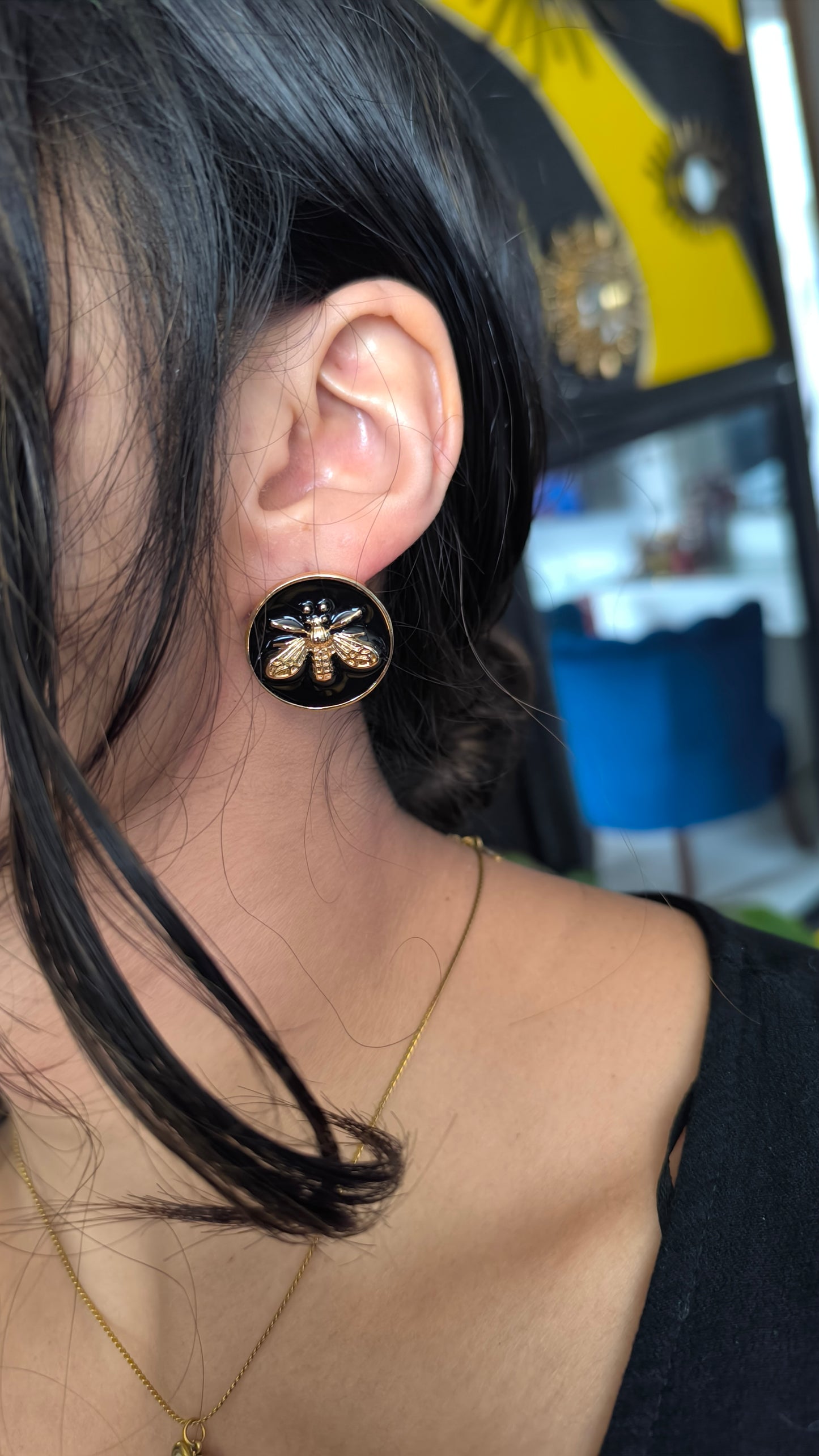 Aretes boton abejas