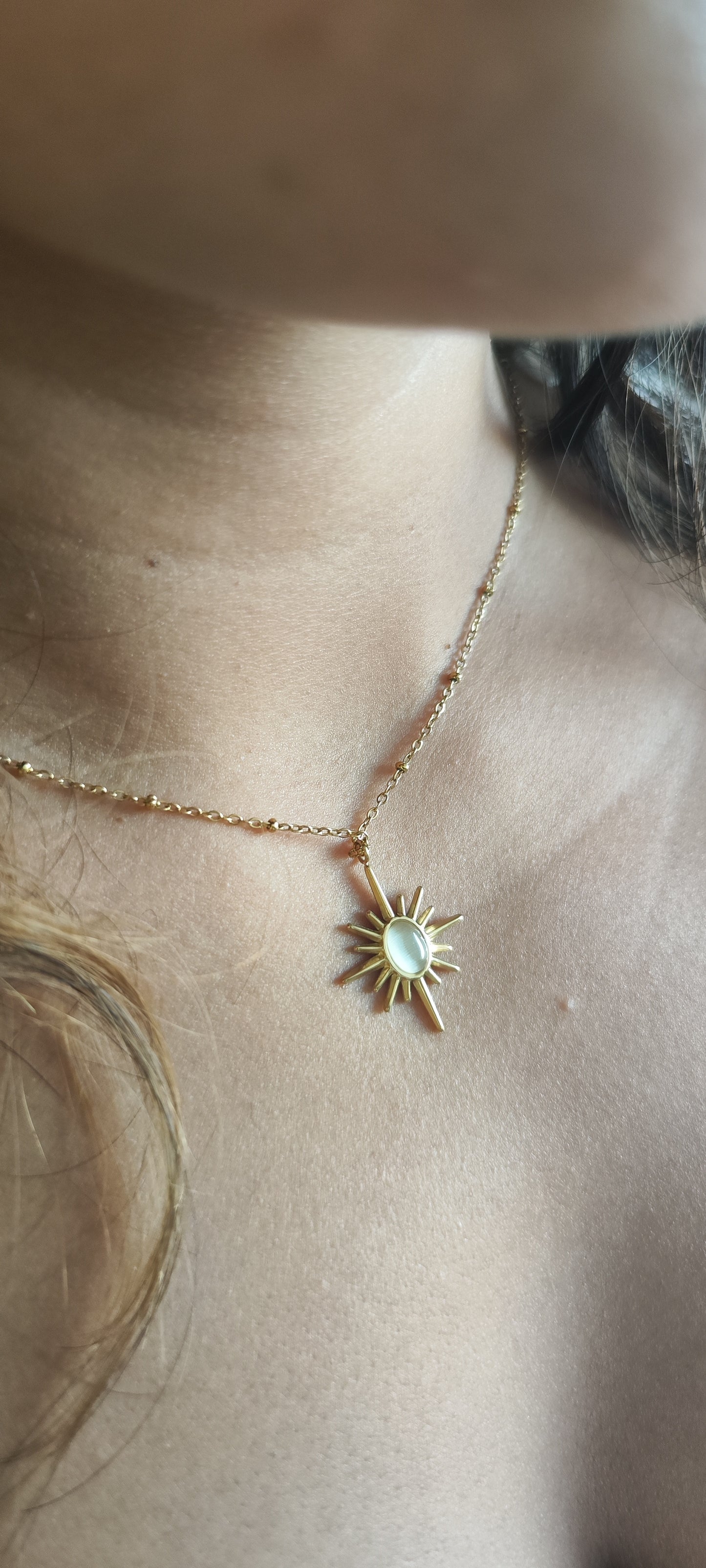 Collar de destello y piedra ojo de gato ✨