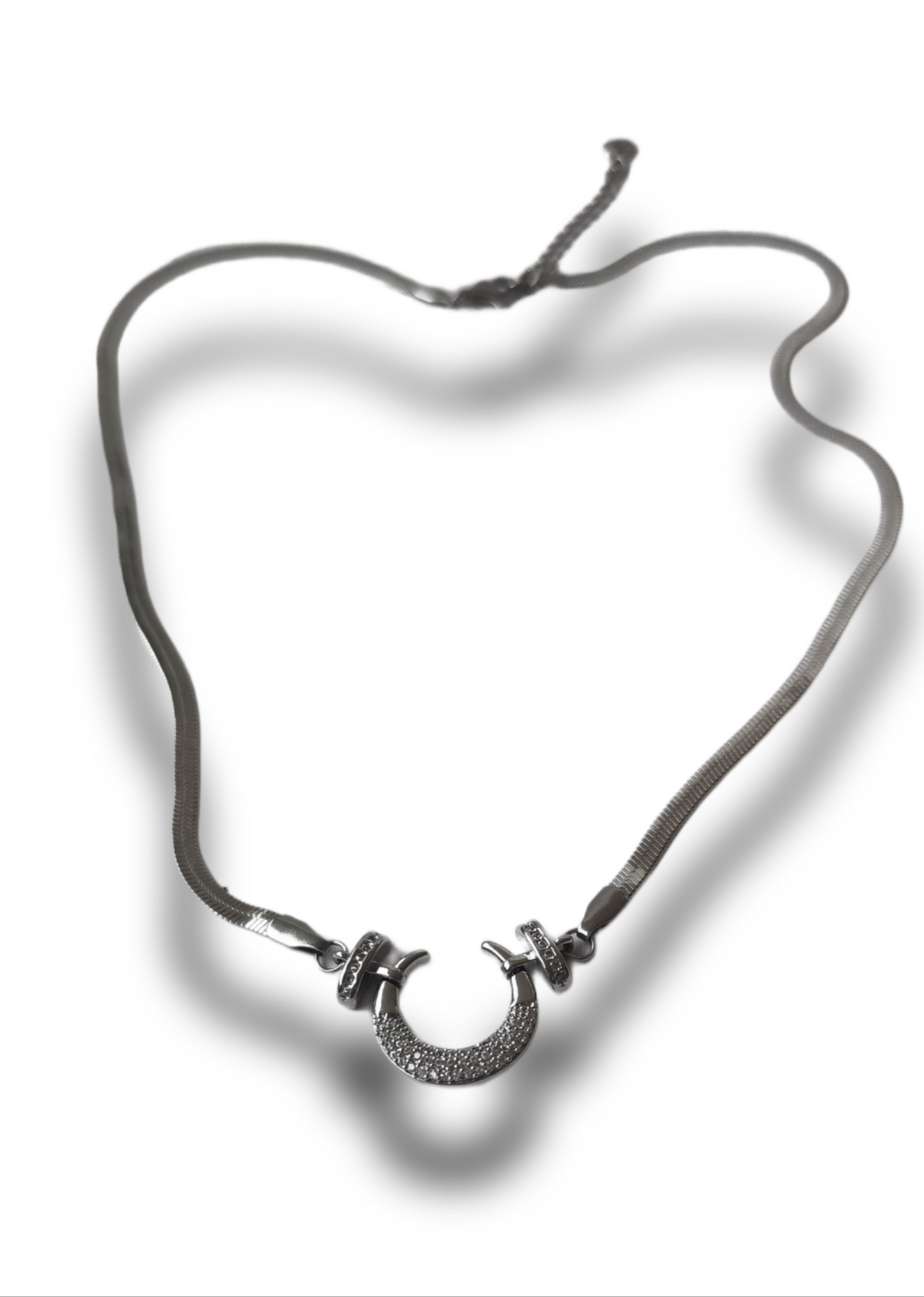 choker silver horn