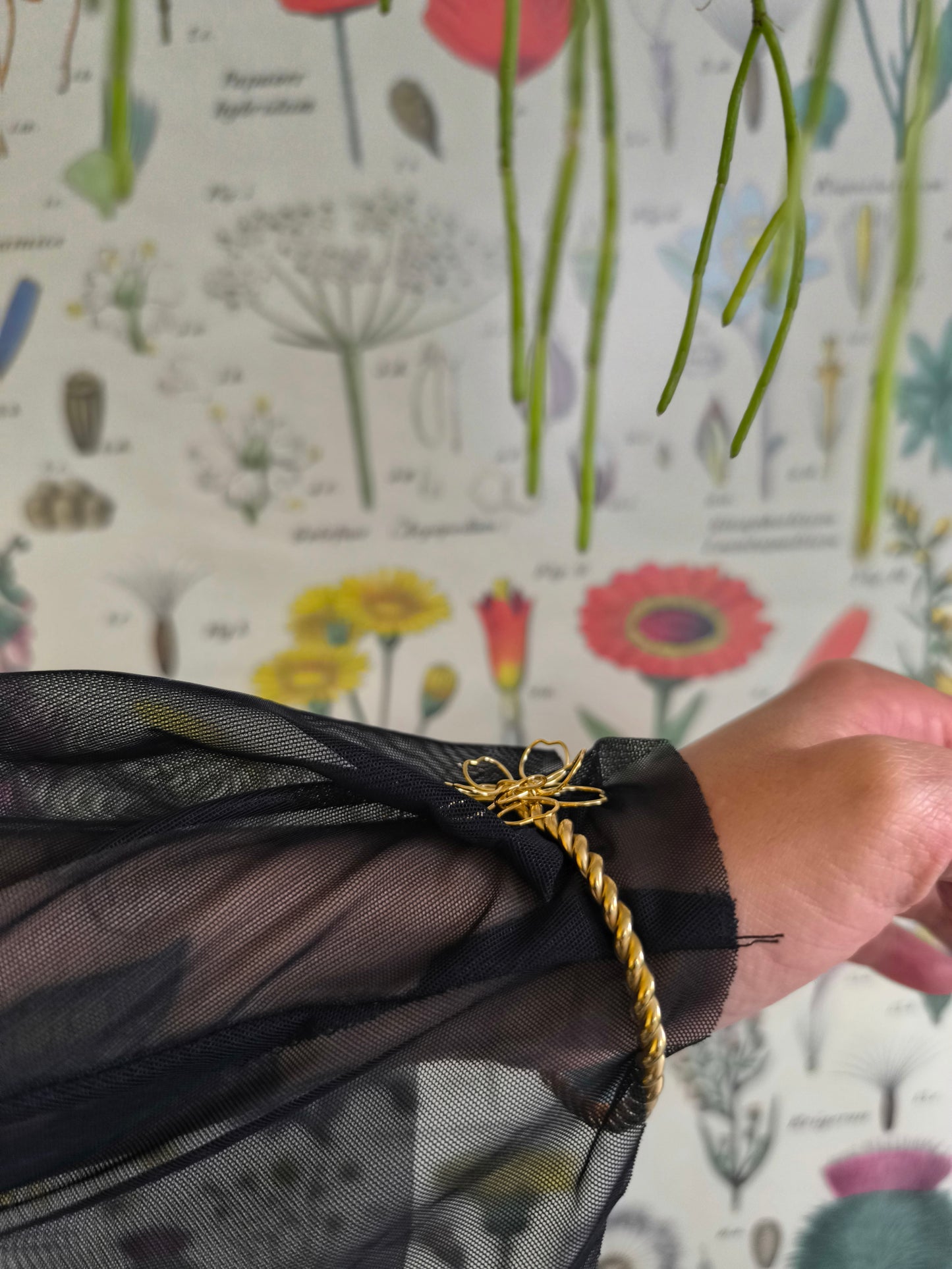 Brazalete silueta de flores💐