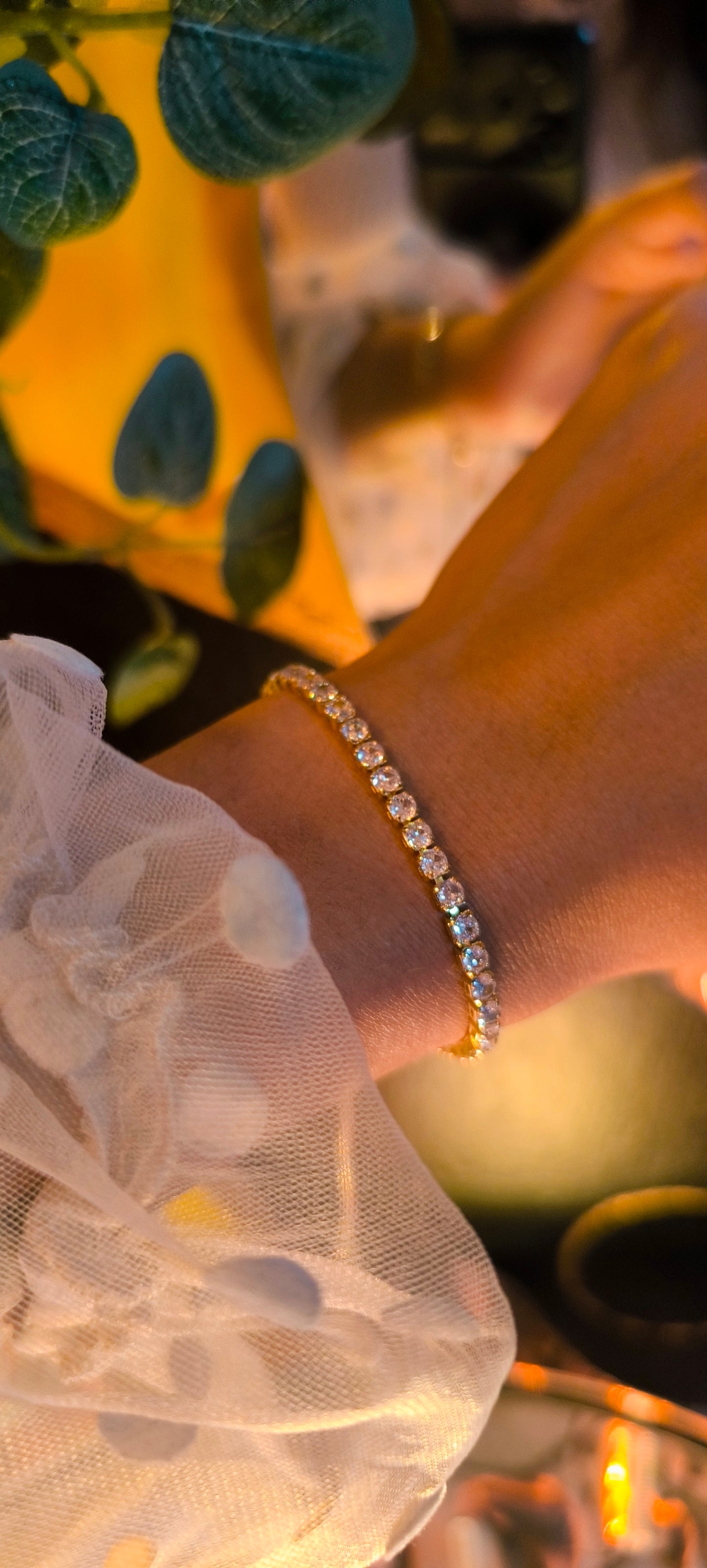 Pulsera ajustable de cristales blancos